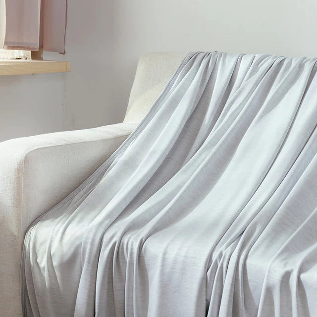 Monclara™ Cooling Blanket